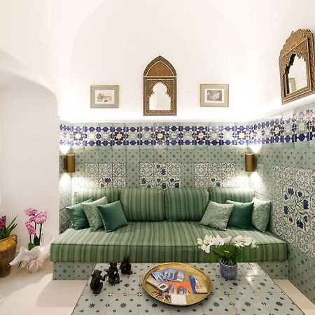 Qasar Luxury Suite - In Capri'S Piazzetta Bagian luar foto