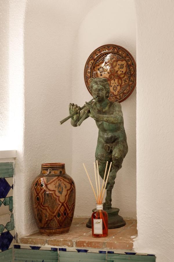 Qasar Luxury Suite - In Capri'S Piazzetta Bagian luar foto