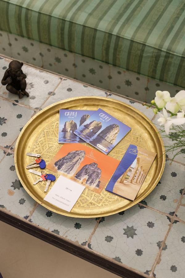 Qasar Luxury Suite - In Capri'S Piazzetta Bagian luar foto